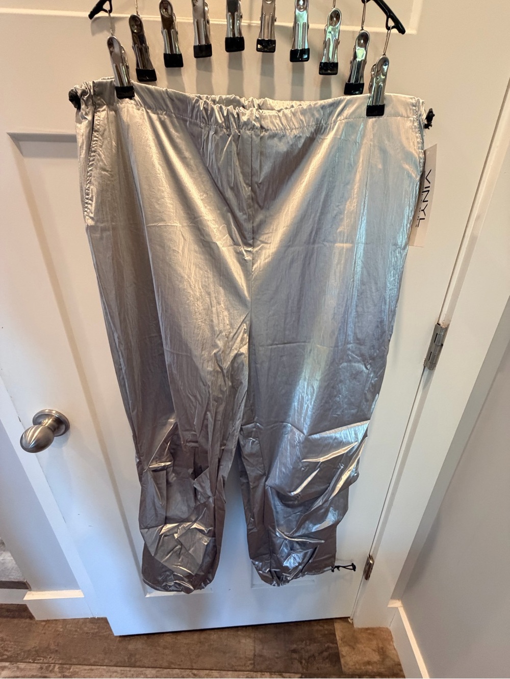 Vinyl Icons NWT Metallic Silver Cargo Parachute Pants XL Y2K